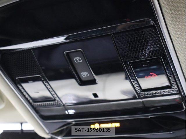 ROVER RANGE ROVER 2023-10 2675882-13
