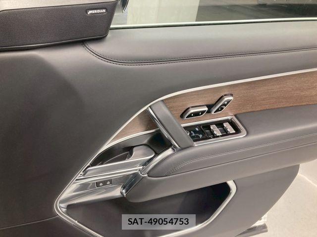 ROVER RANGE ROVER 2023-06 4640787-20