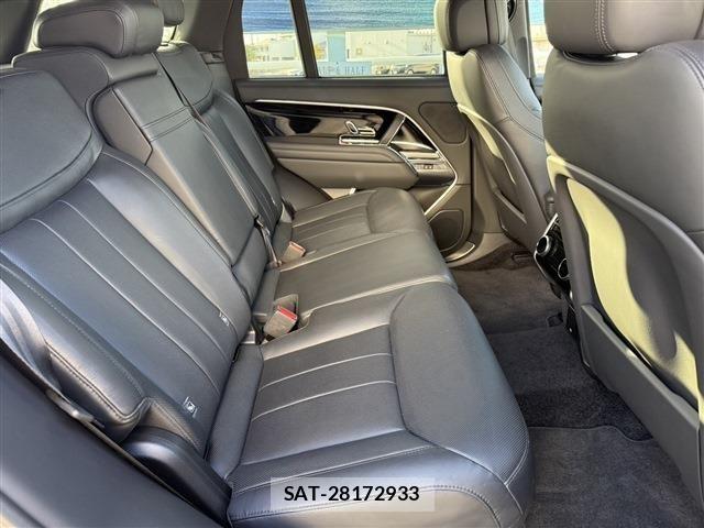 ROVER RANGE ROVER 2023-08 6546730-15