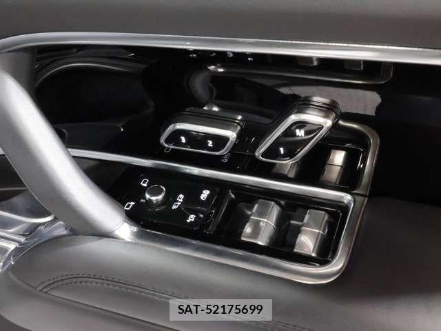 ROVER RANGE ROVER 2023-06 6677868-15