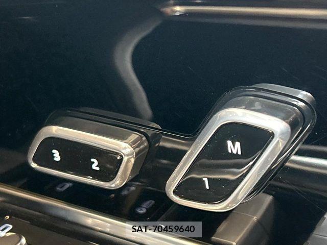 ROVER RANGE ROVER 2025-03 6753160-8