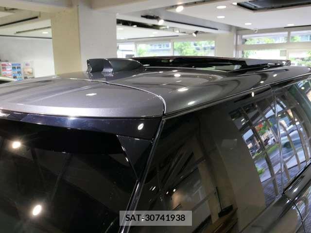 ROVER RANGE ROVER 2024-05 6753161-12