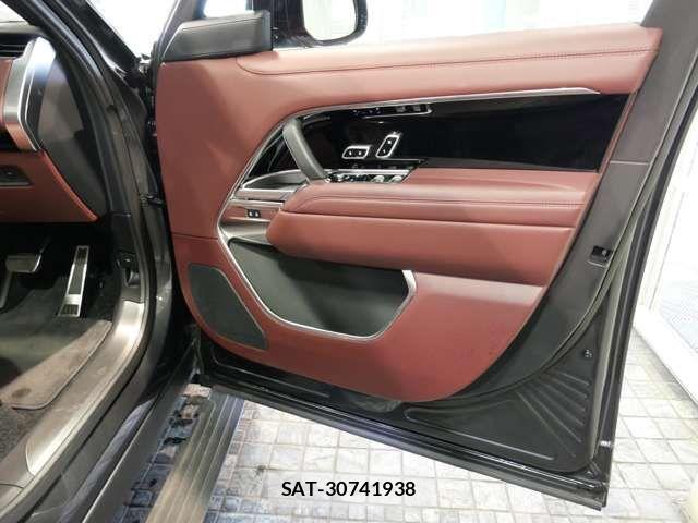 ROVER RANGE ROVER 2024-05 6753161-19