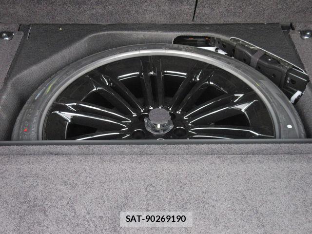 ROVER RANGE ROVER 2023-10 7619729-9