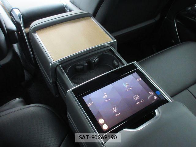 ROVER RANGE ROVER 2023-10 7619729-16