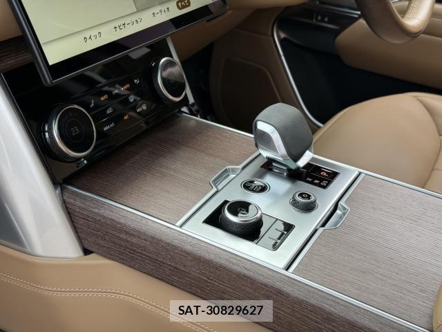 ROVER RANGE ROVER 2023-10 7788893-17