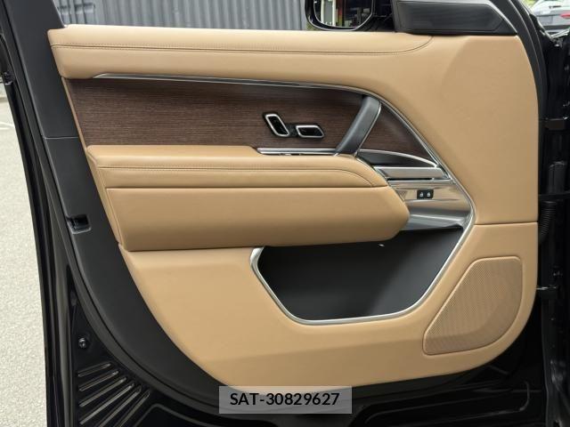 ROVER RANGE ROVER 2023-10 7788893-26