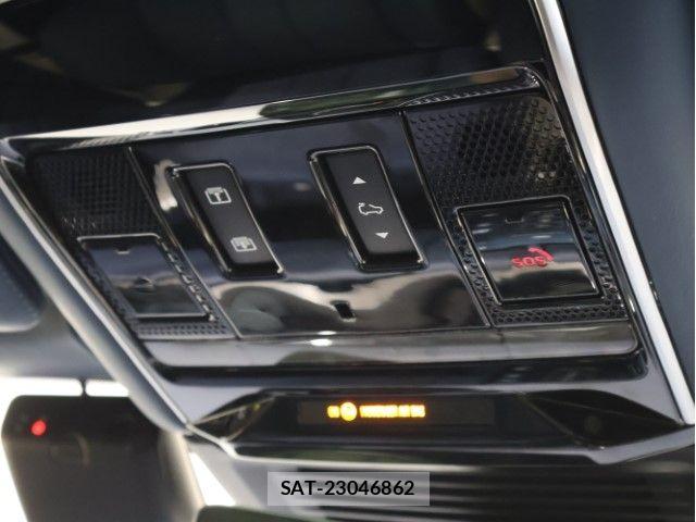 ROVER RANGE ROVER 2024-03 7980899-22