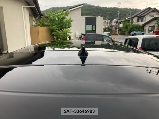 ROVER RANGE ROVER 2022-03 8372149-9