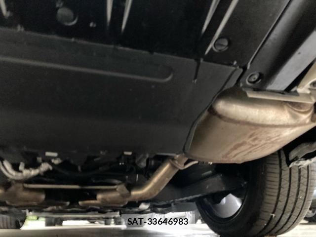 ROVER RANGE ROVER 2022-03 8372149-10