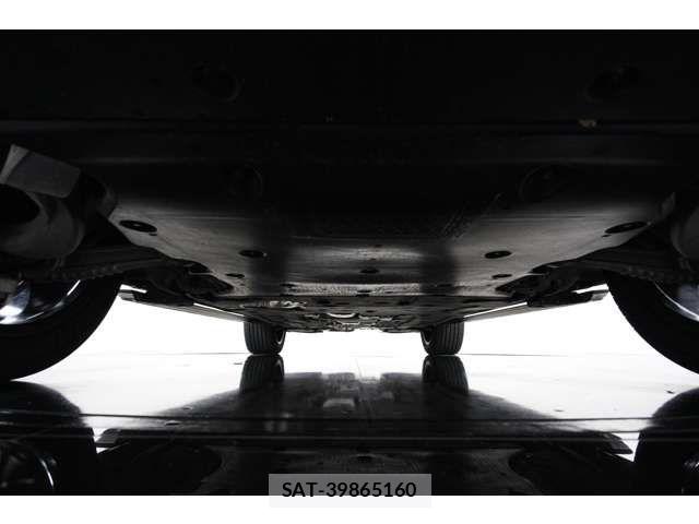 ROVER RANGE ROVER 2025-10 8563462-17