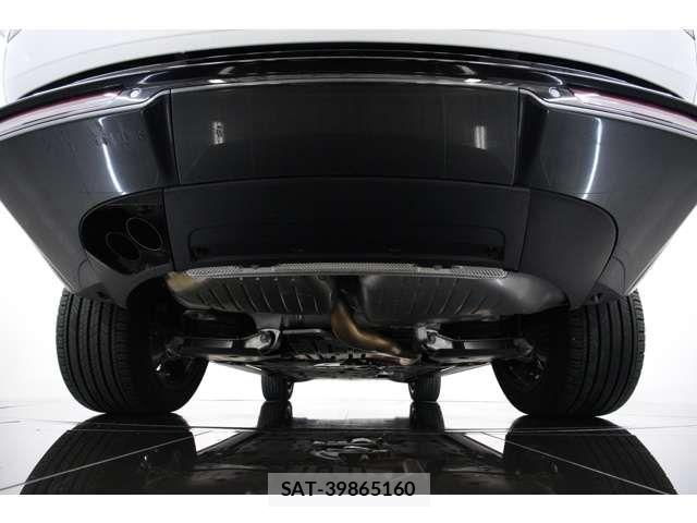 ROVER RANGE ROVER 2025-10 8563462-2