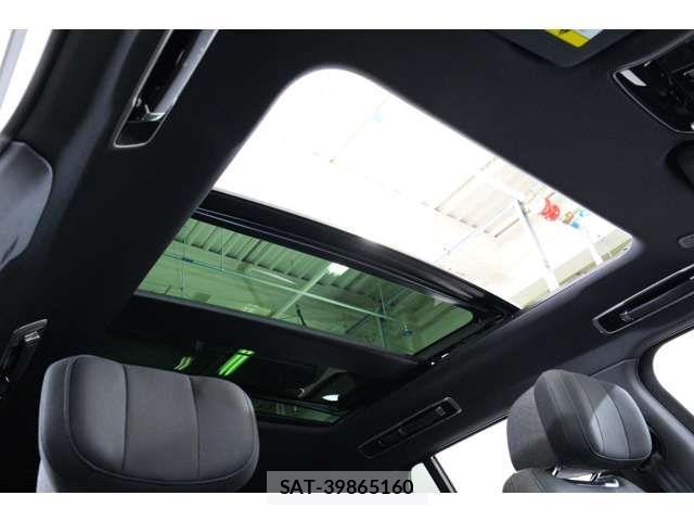 ROVER RANGE ROVER 2025-10 8563462-3