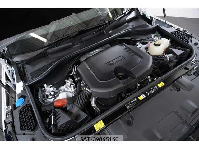 ROVER RANGE ROVER 2025-10 8563462-8