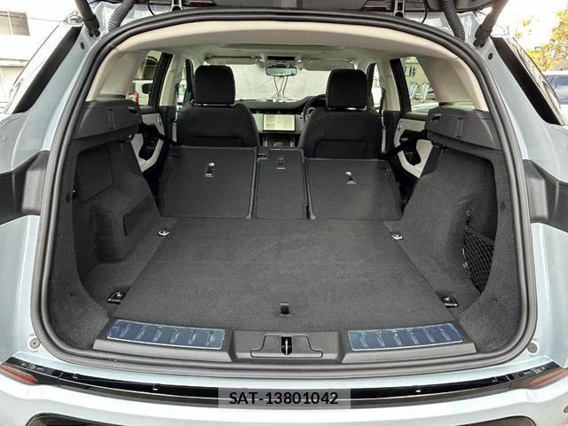 ROVER RANGE ROVER 2023-12 1060916-18