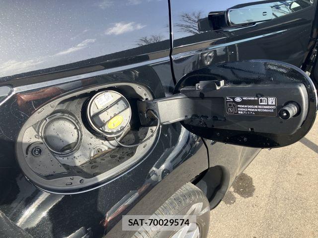 ROVER RANGE ROVER 2023-02 3834398-18