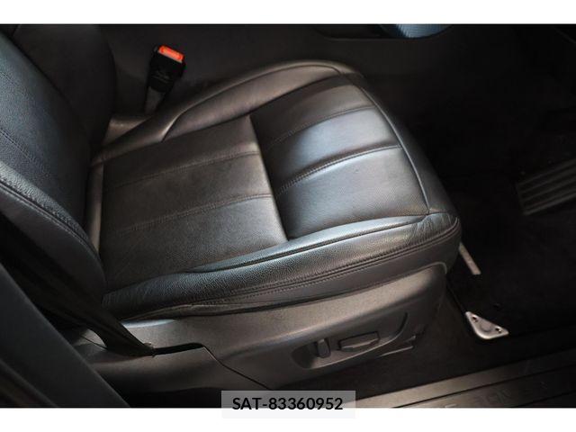 ROVER RANGE ROVER 2021-03 5877772-25