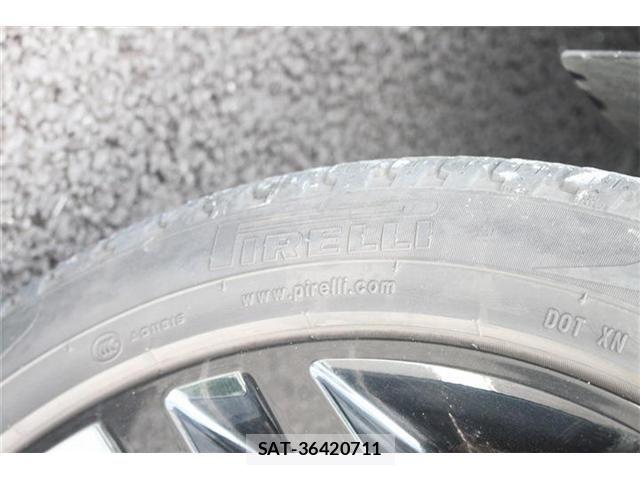 ROVER RANGE ROVER 2021-04 7272873-25