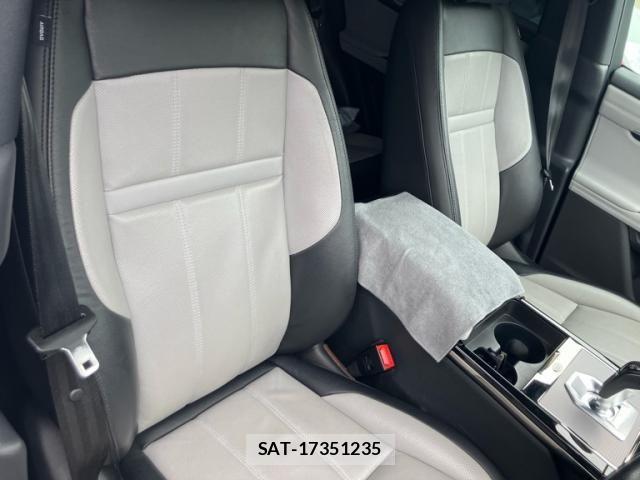 ROVER RANGE ROVER 2019-08 7788894-13