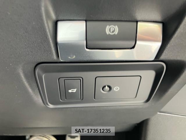 ROVER RANGE ROVER 2019-08 7788894-20