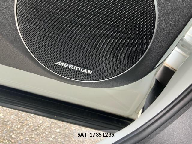 ROVER RANGE ROVER 2019-08 7788894-25