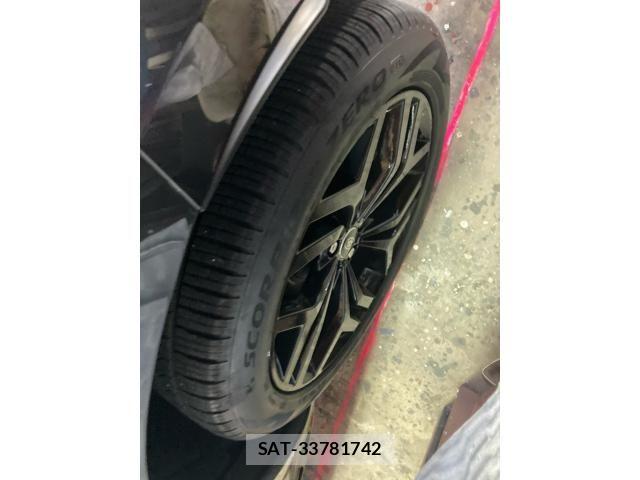 ROVER RANGE ROVER 2022-12 8355532-3