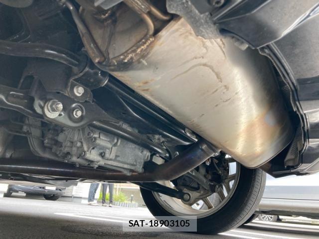 ROVER RANGE ROVER 2019-04 8414768-11
