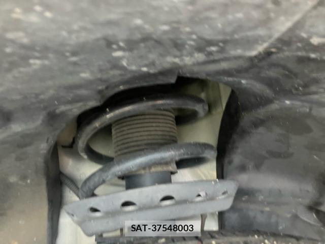 ROVER RANGE ROVER 2019-01 8414770-8