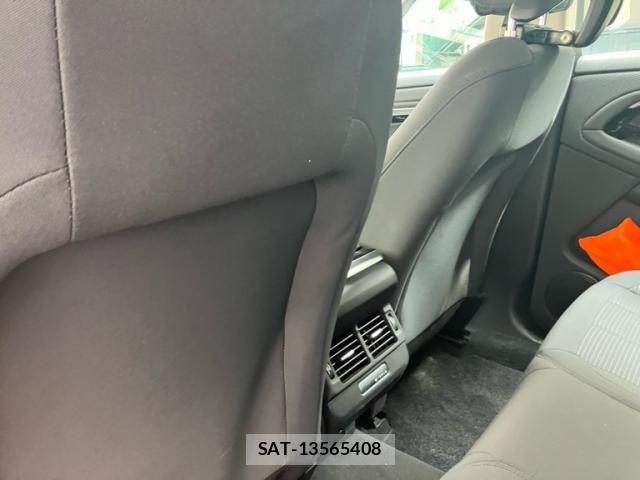 ROVER RANGE ROVER 2019-08 8563466-17