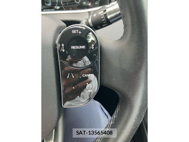 ROVER RANGE ROVER 2019-08 8563466-20
