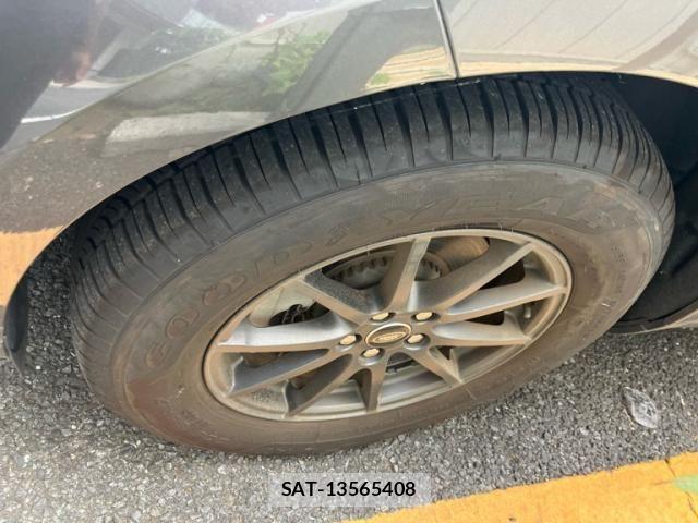 ROVER RANGE ROVER 2019-08 8563466-4