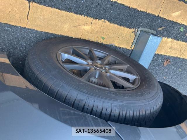 ROVER RANGE ROVER 2019-08 8563466-5