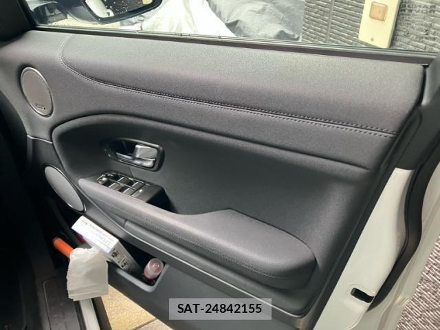ROVER RANGE ROVER 2018-12 8563467-12