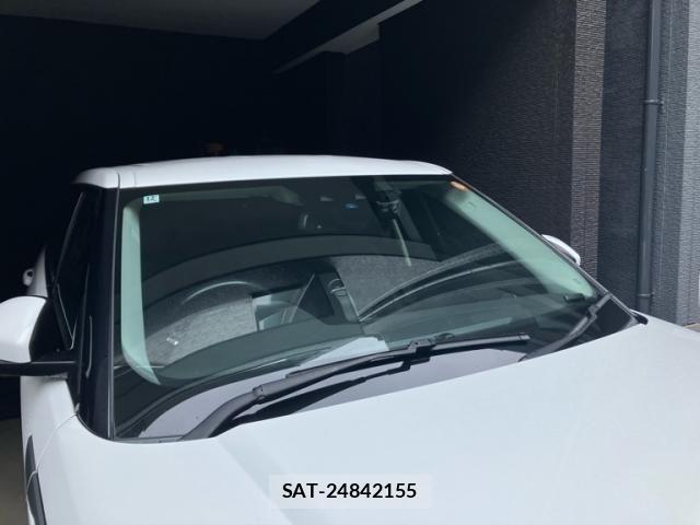 ROVER RANGE ROVER 2018-12 8563467-3