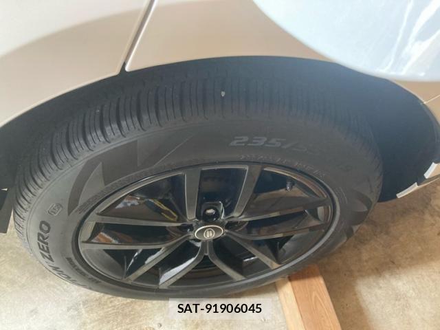 ROVER RANGE ROVER 2025-12 8831416-7