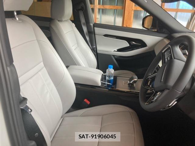 ROVER RANGE ROVER 2025-12 8831416-8