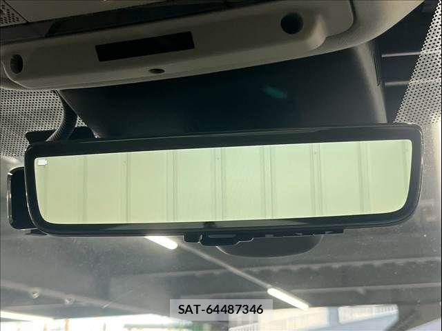 ROVER RANGE ROVER 2019-08 8871999-4