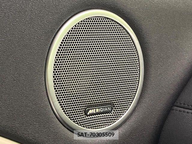 ROVER RANGE ROVER 2017-07 8881971-2