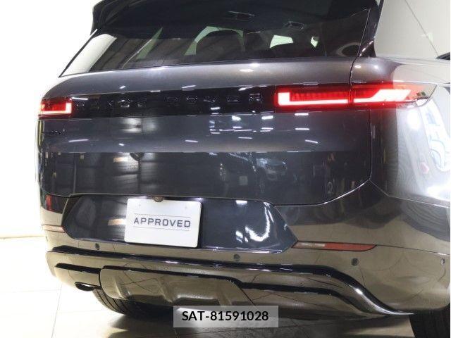 ROVER RANGE ROVER 2024-05 4048537-12