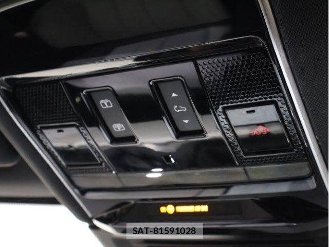 ROVER RANGE ROVER 2024-05 4048537-14