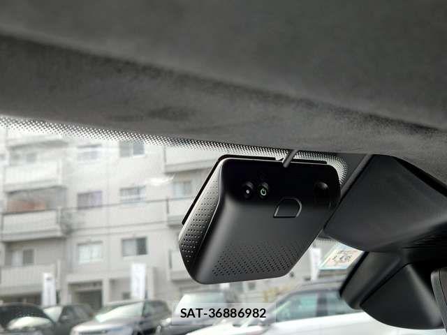 ROVER RANGE ROVER 2023-04 6614590-17