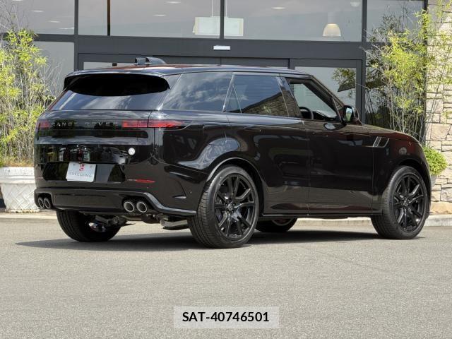 ROVER RANGE ROVER 2024-10 6614588-2