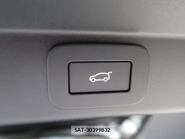 ROVER RANGE ROVER 2025-10 7224547-9