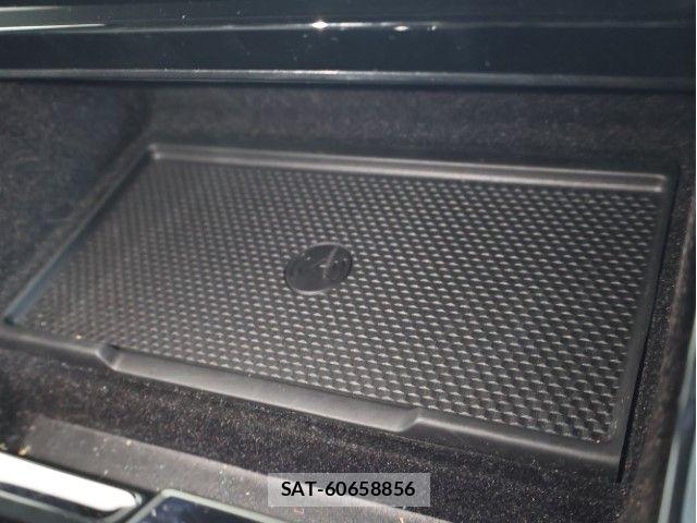 ROVER RANGE ROVER 2023-11 8038051-26