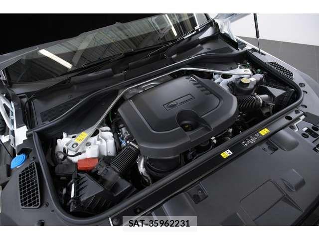 ROVER RANGE ROVER 2023-12 8075433-10
