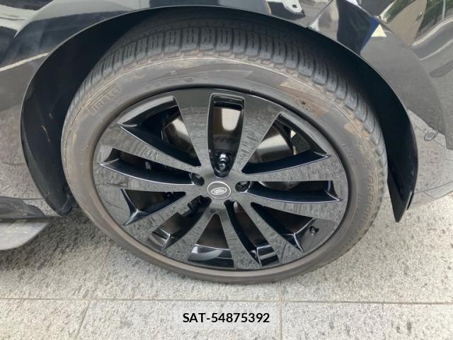 ROVER RANGE ROVER 2023-10 8101693-4