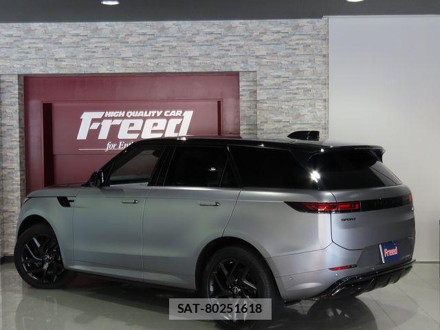 ROVER RANGE ROVER 2023-12 8101696-7