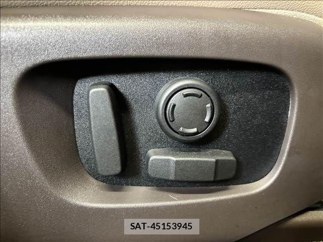 ROVER RANGE ROVER 2021-04 8246587-8