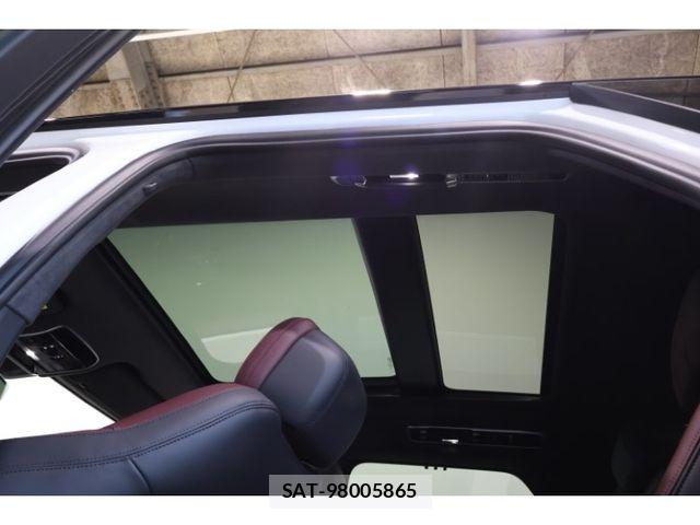 ROVER RANGE ROVER 2024-10 8368529-12