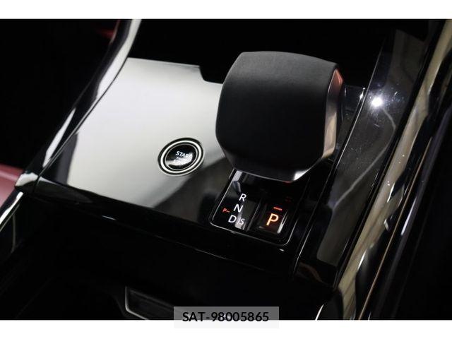 ROVER RANGE ROVER 2024-10 8368529-25